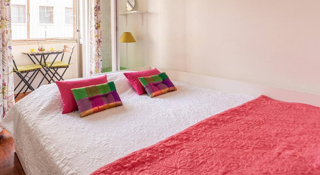 Caza Latina Apartment Lisbon Luaran gambar