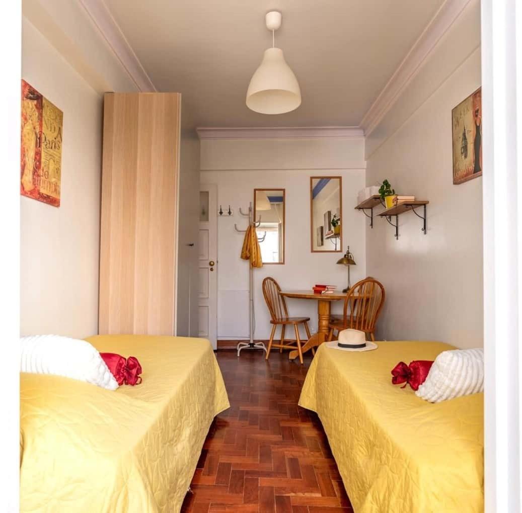 Caza Latina Apartment Lisbon Luaran gambar